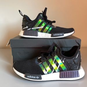adidas nmd r1 galaxy